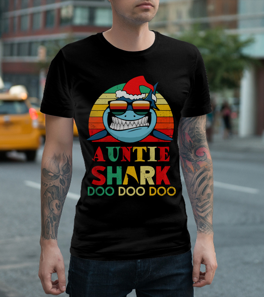 Auntie Shark Christmas Doo Doo Doo Santa Hat T-Shirt