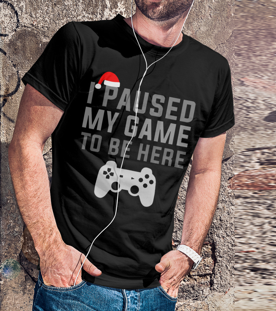 I Paused My Game To Be Here Santa Hat Christmas Gaming Controller T-Shirt