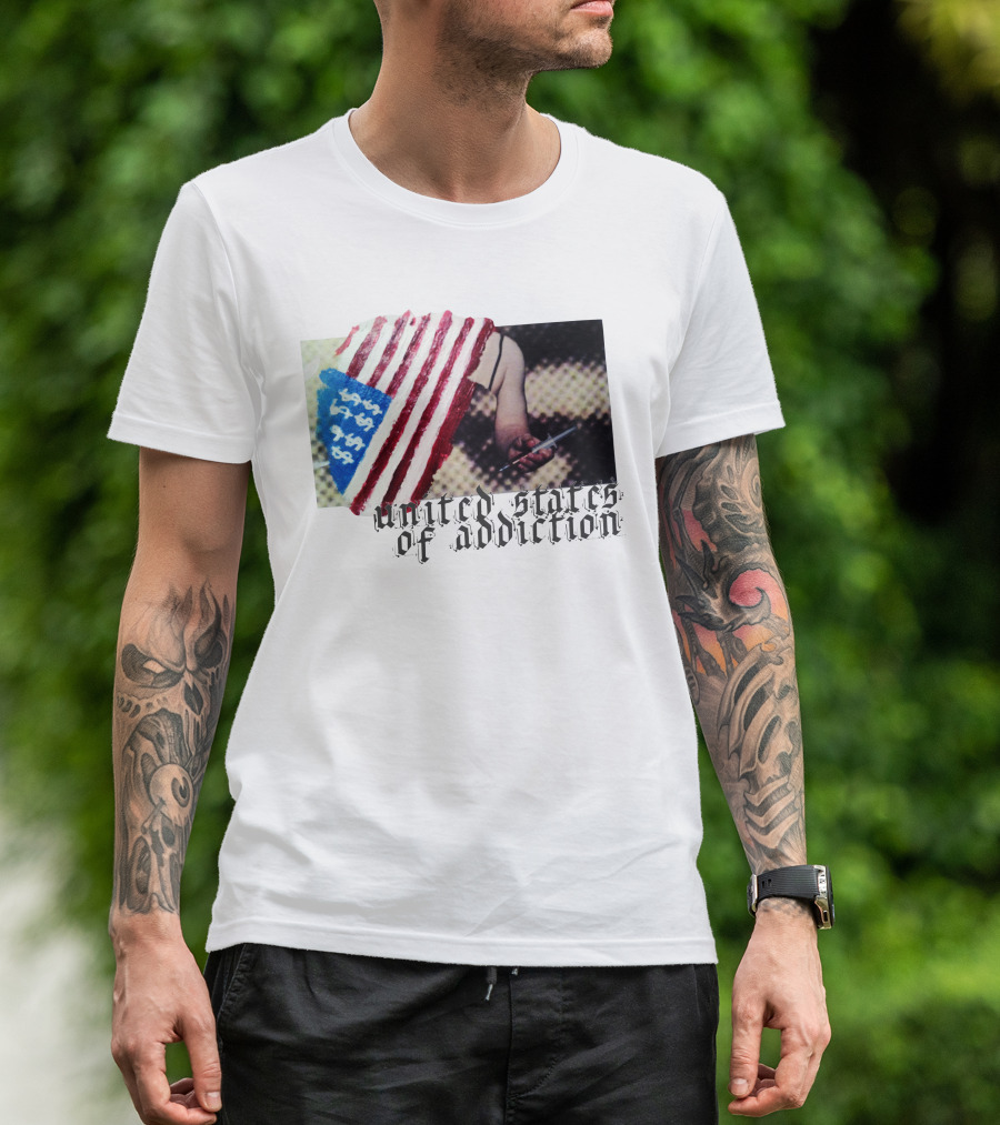 United States Of Addiction Flag Dollar Syringe T-Shirt