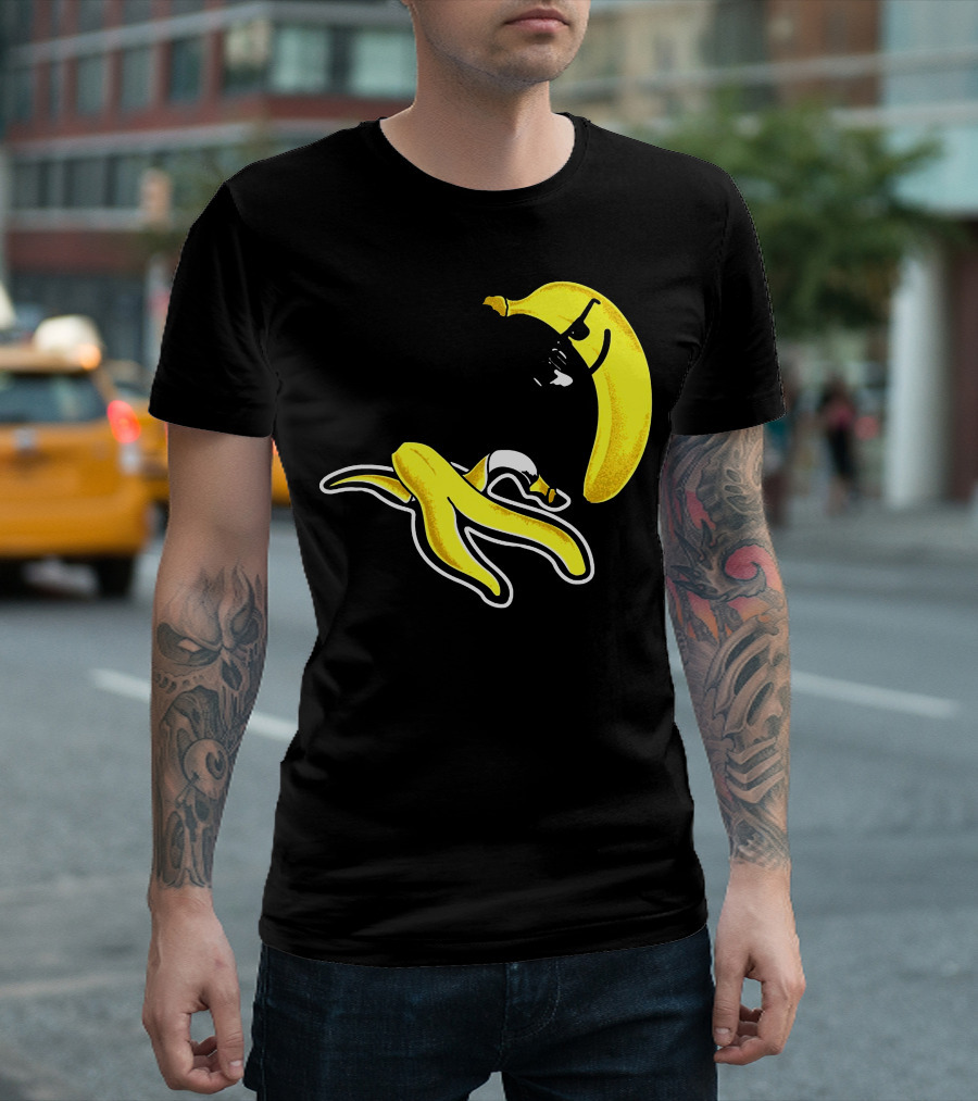 Banana Paparazzi Captures Camera Moment T-Shirt