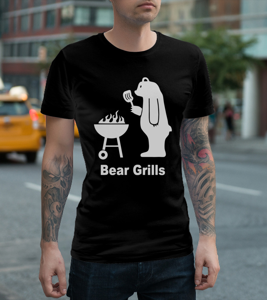 Bear Grills Funny BBQ Pun With Bear Cooking On Grill T-Shirt