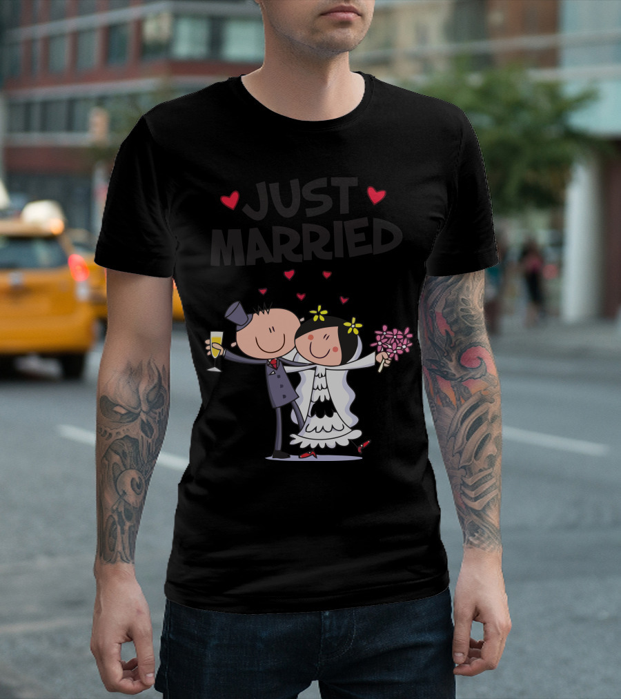 Just Married Cartoon Hearts Bride Groom Bouquet T-Shirt