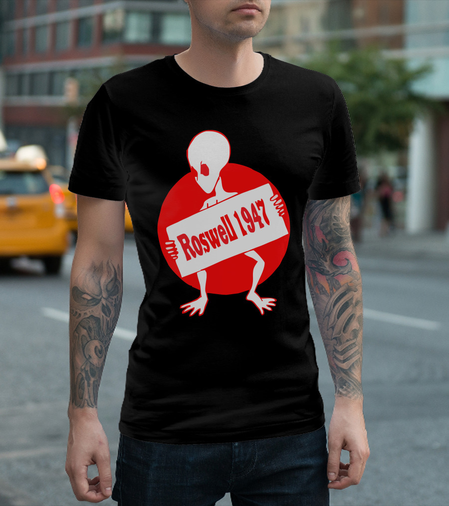 Roswell Alien Ufo Conspiracy 1947 T-Shirt