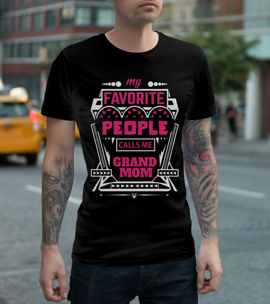 My Favorite People Calls Me Grandmom T-Shirt