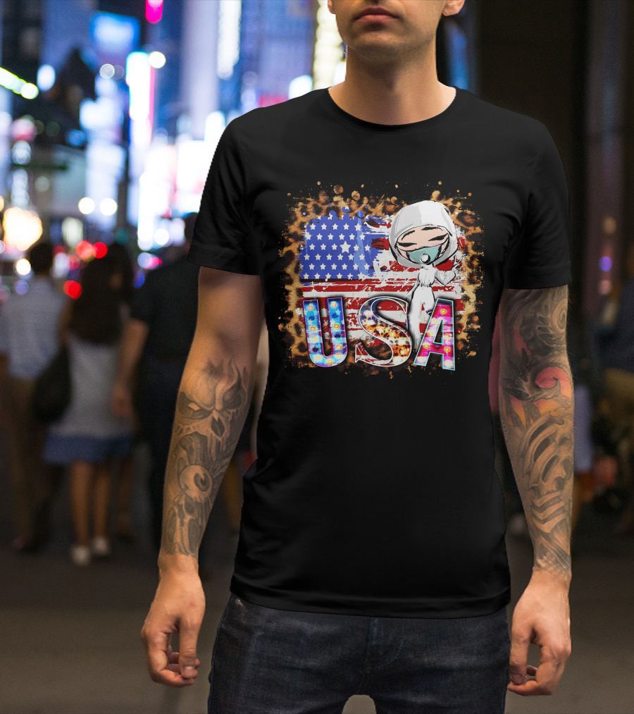 USA Hero Medical Frontline Worker With Flag T-Shirt