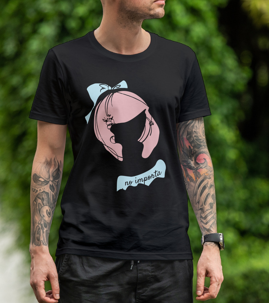 No Importa Que Piense La Gente Pink Hair Blue Bow Feminine T-Shirt