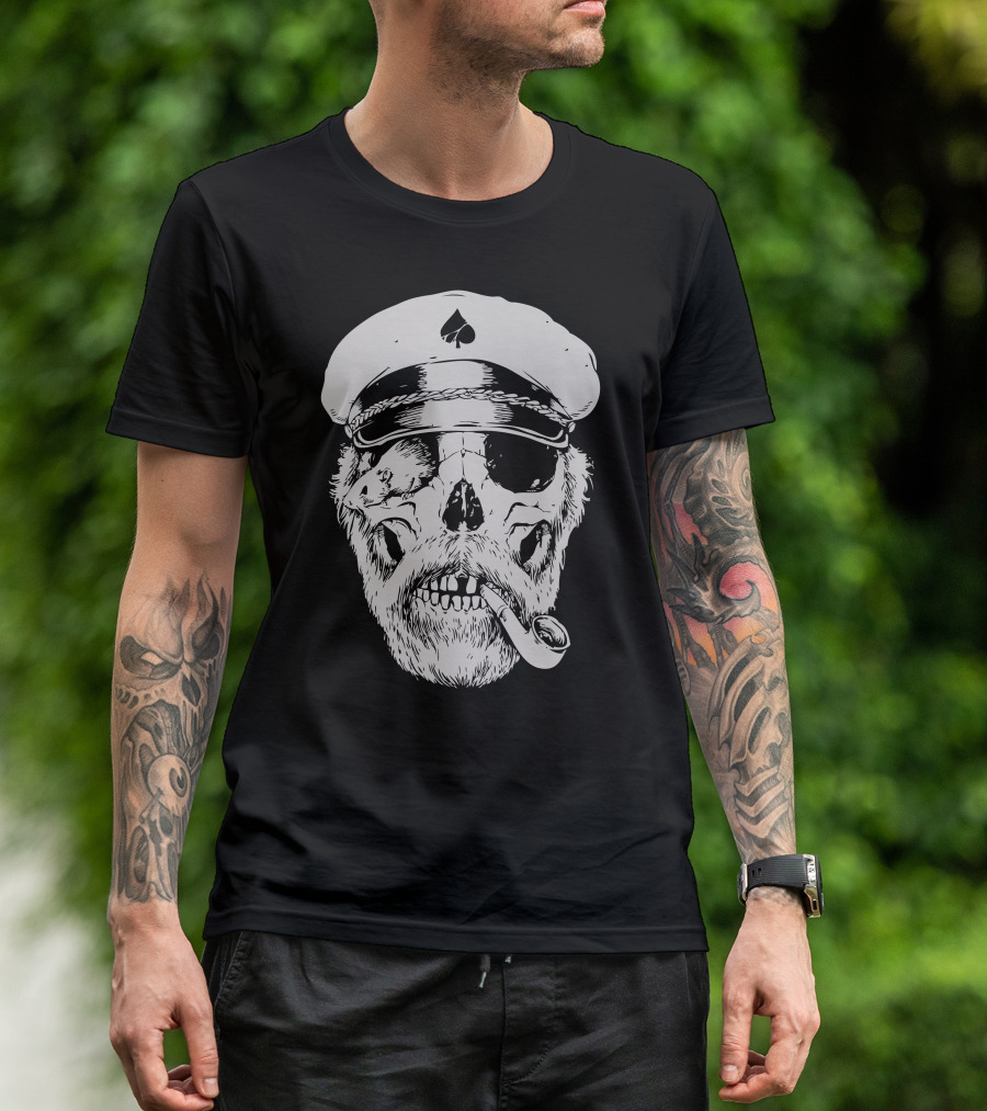 Black Thorn Skeleton Sailor With Pipe And Spade Hat T-Shirt