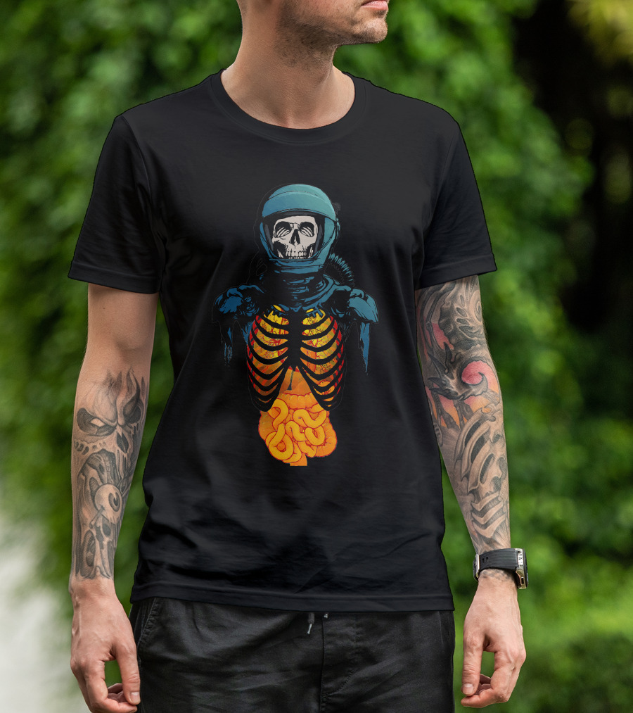 Astronaut Skull Exposed Skeleton And Intestines T-Shirt