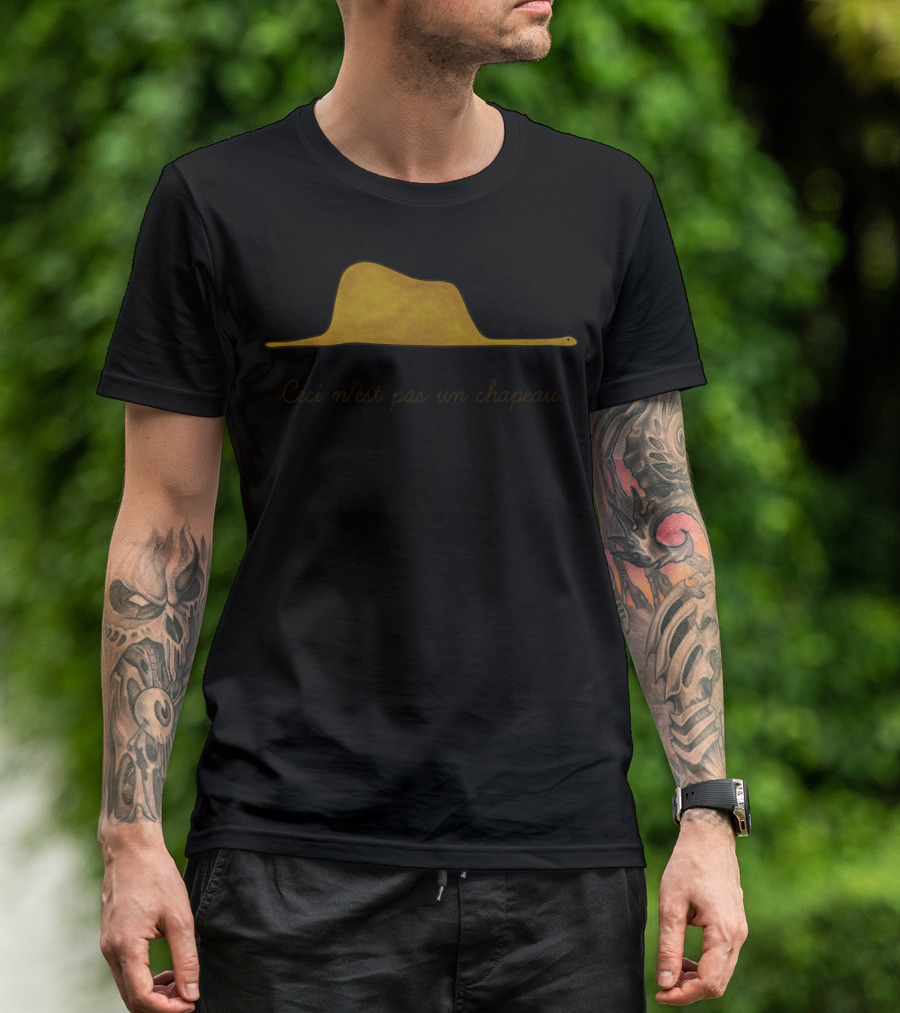 Ceci N'est Pas Un Chapeau T-Shirt