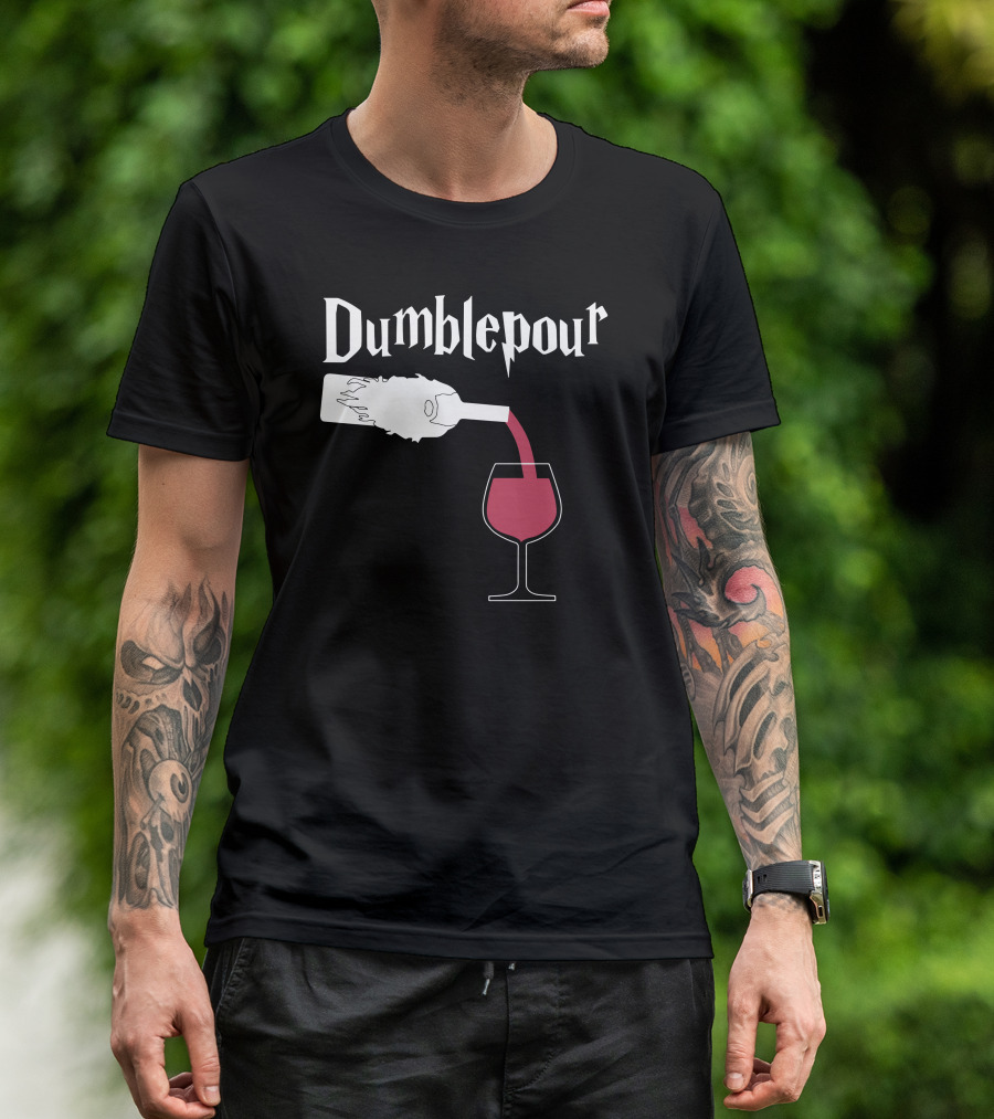 Dumblepour Wine Bottle Pouring Into Glass Iconic Font T-Shirt