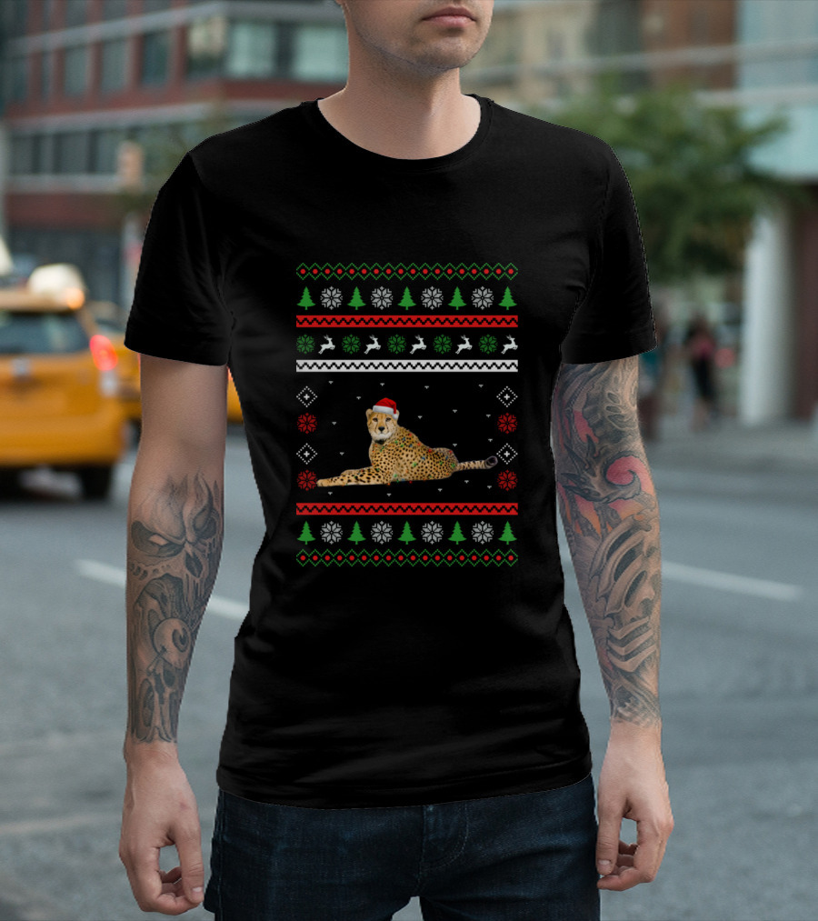 Jaguars Xmas Tree Santa Hat Cheetah Festive T-Shirt