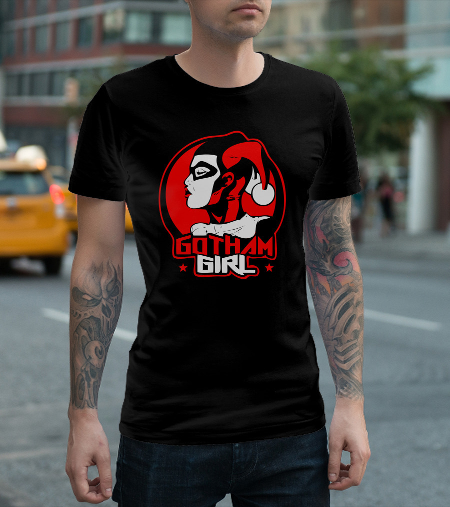 Gotham Girl Jester Mask Red White Black Circle T-Shirt