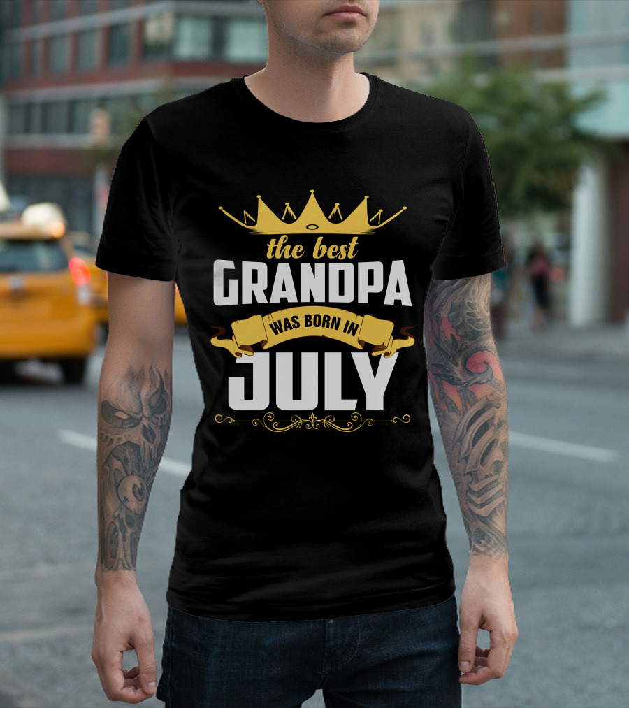 The Best Grandpa Crown Banner Celebrating July Birthdate T-Shirt