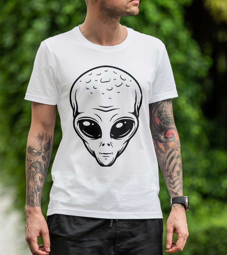 Alien Head Extraterrestrial Face With Large Eyes T-Shirt