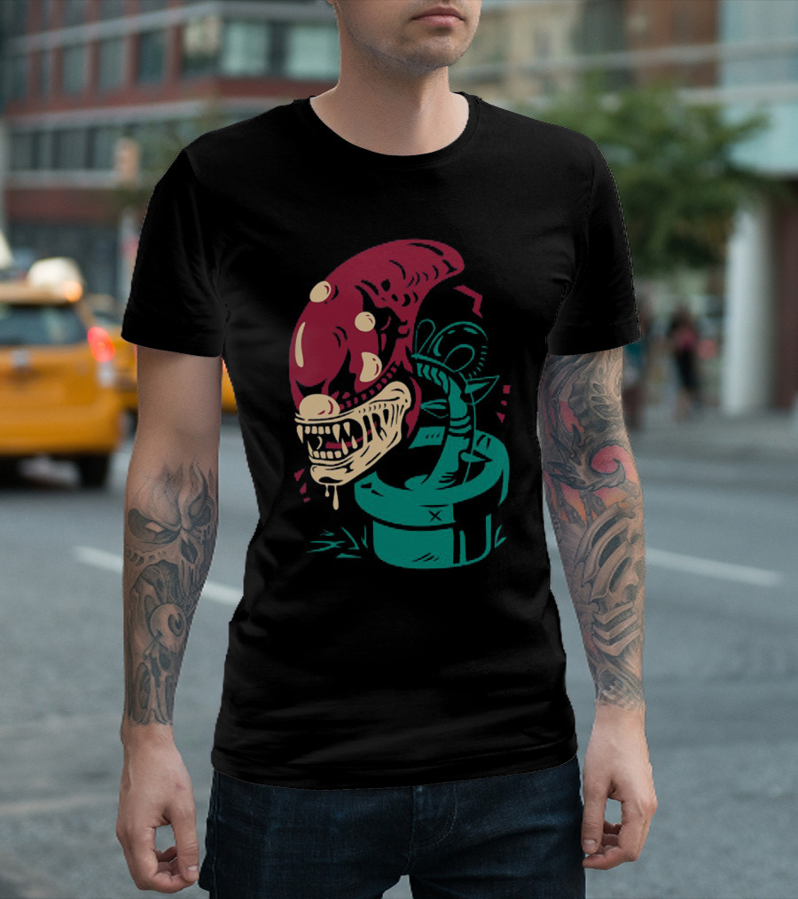 Alien Plant Xenomorph Venus Flytrap Fusion T-Shirt