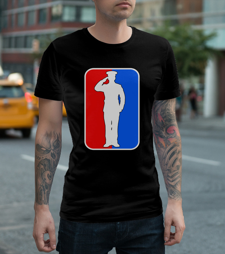 Bestaande Uit Militair Salute Red And Blue Badge T-Shirt