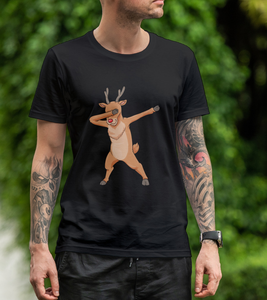Reindeer Dabbing Hip Hop Dance Christmas T-Shirt