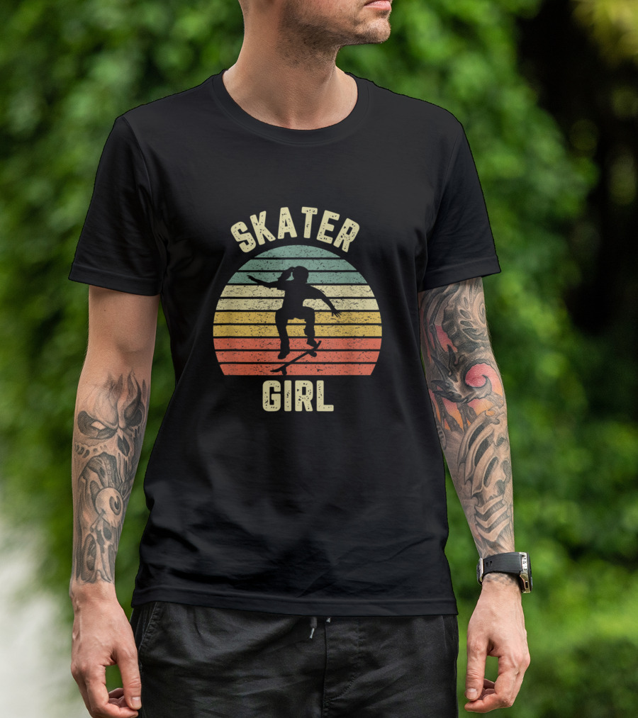 Skater Girl Retro Skateboarding T-Shirt