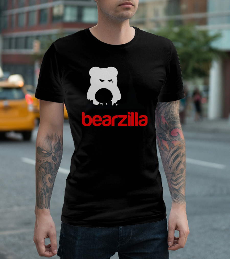 Bearzilla Giant Bear Over New York City Skyline Statue of Liberty T-Shirt