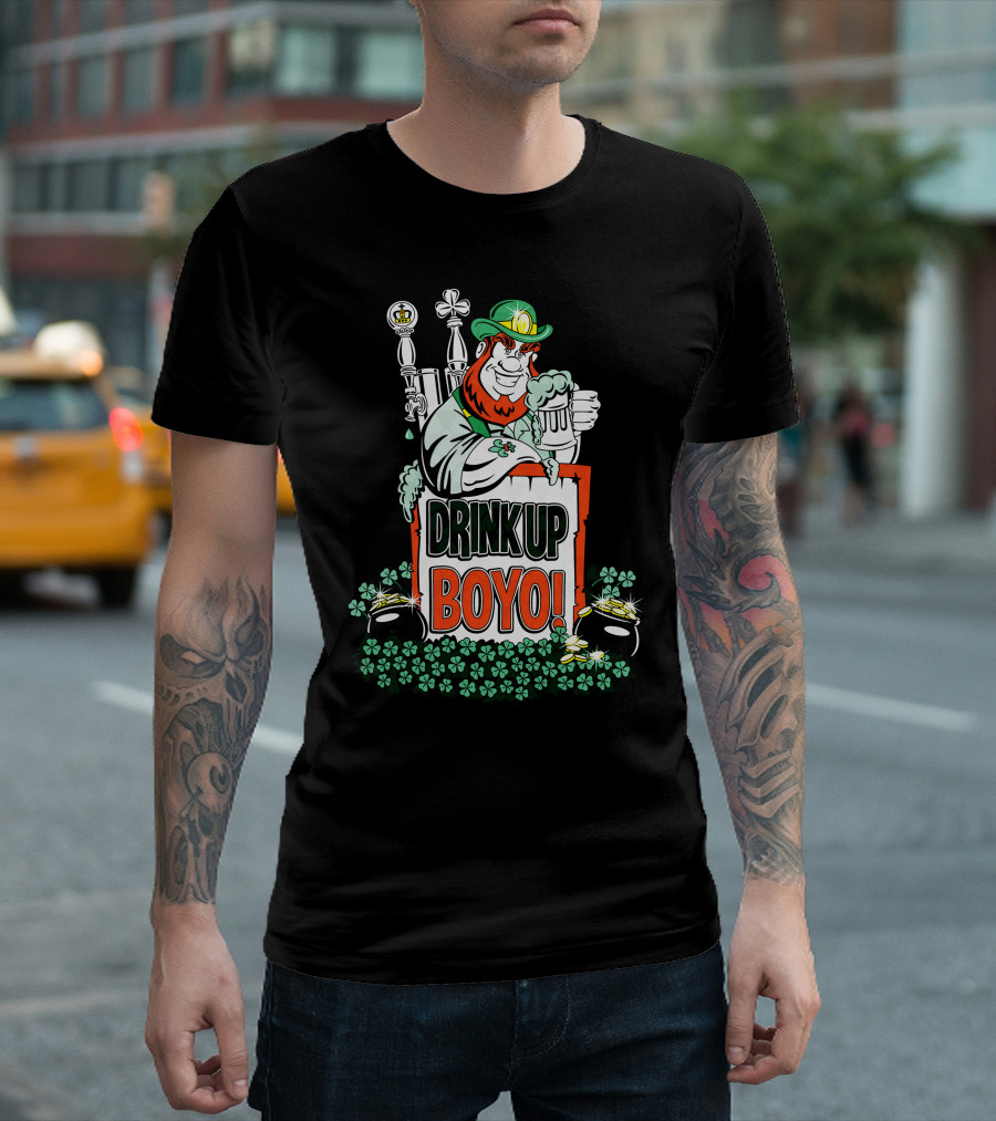 Drink Up Boyo Leprechaun Shamrock Beer Mug Brew T-Shirt