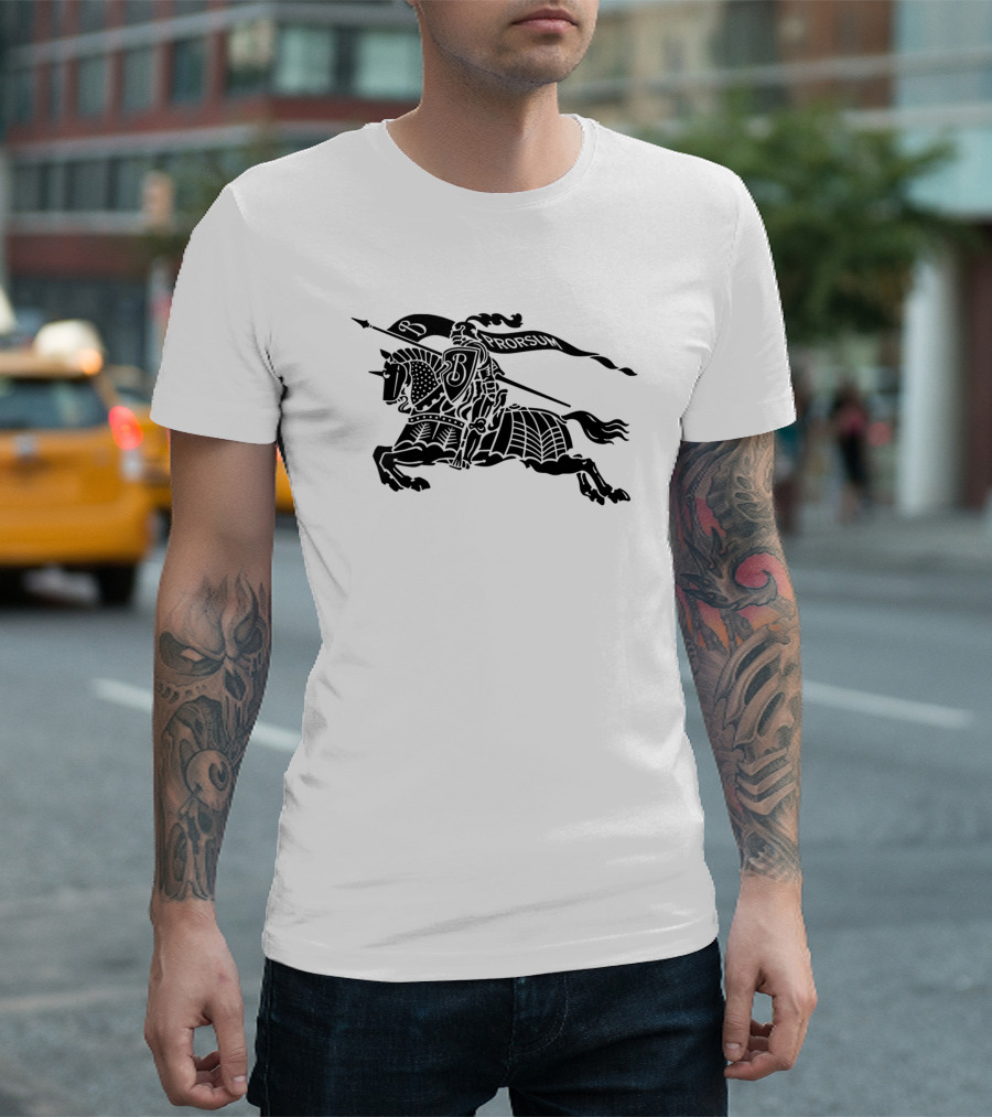 Prorsum Equestrian Knight Emblem Burberry T-Shirt