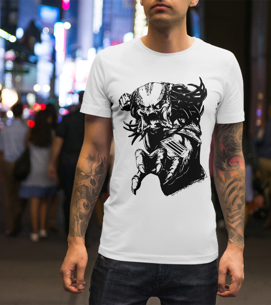 Predator Iconic Alien Hunter Threatening Stare T-Shirt
