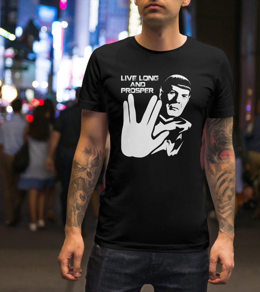 Live Long And Prosper Vulcan Salute T-Shirt