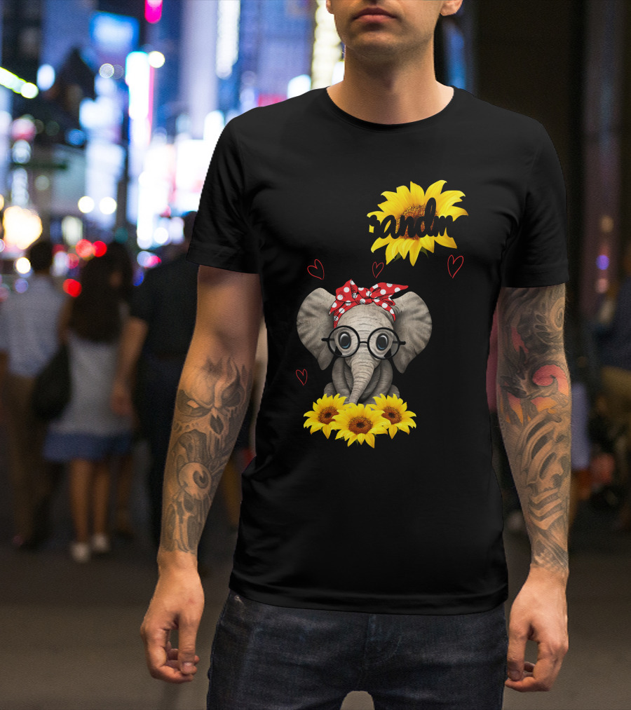 Grandma Blessed To Be Called With Elephant Sunflower Hearts T-Shirt