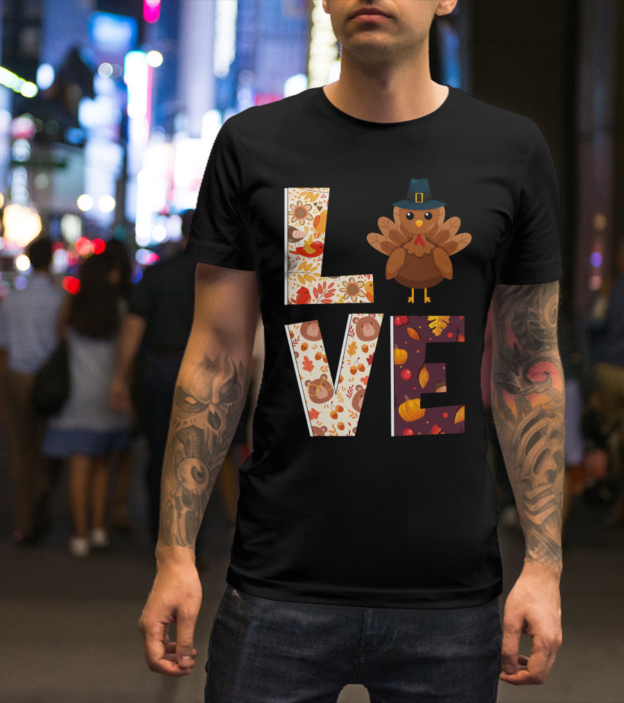 Thanksgiving Turkey Love Autumn Leaves Acorns Pumpkins T-Shirt
