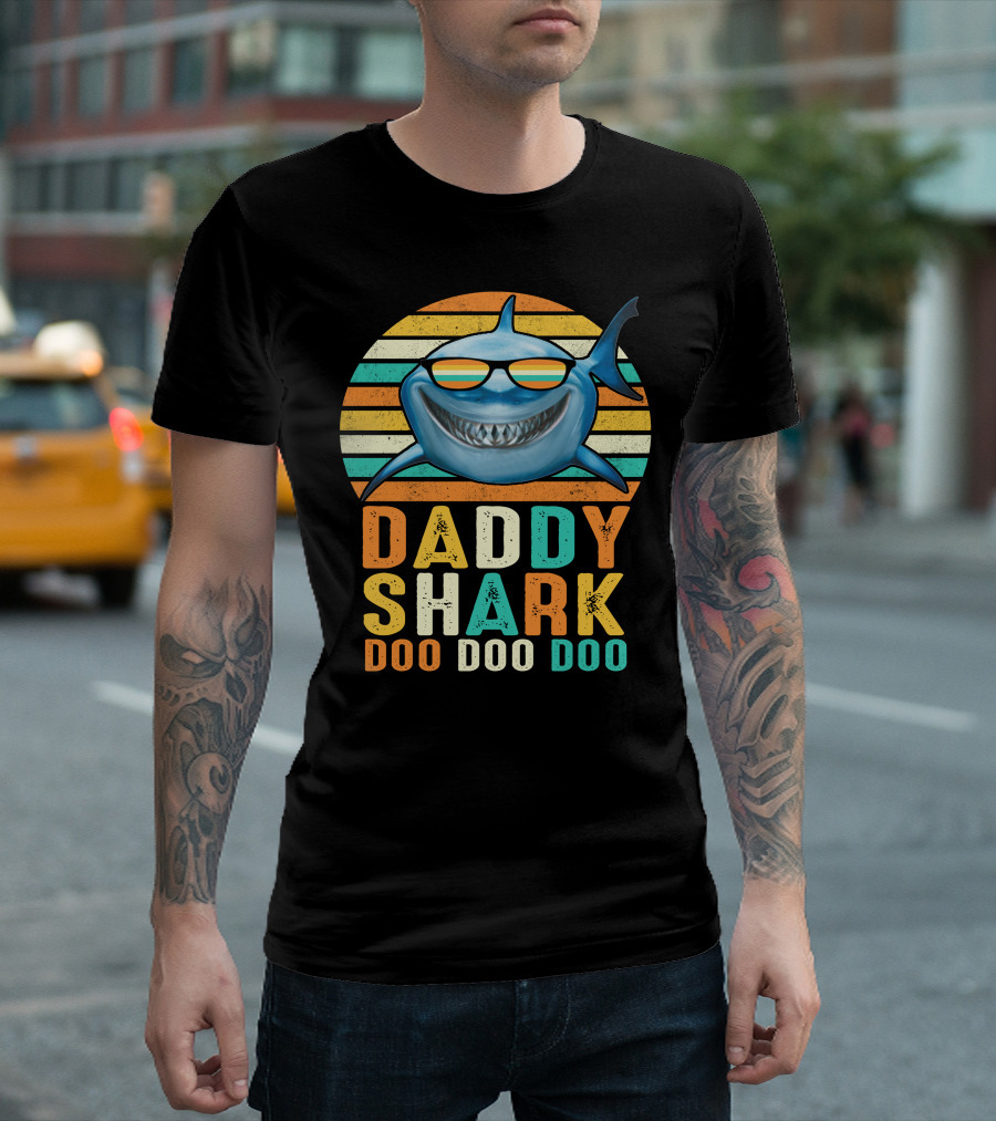 Daddy Shark Doo Doo Doo Vintage Sunglasses Stripes T-Shirt