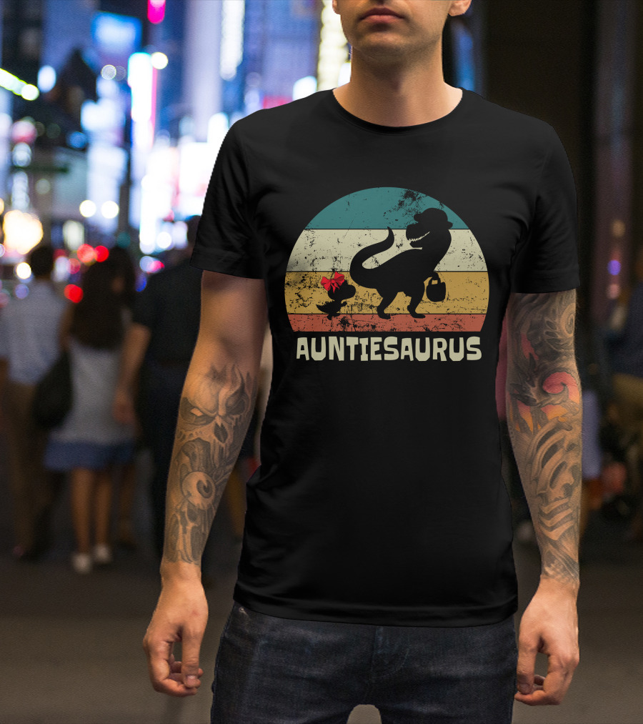 Auntiesaurus Dinosaur Silhouette With Retro Sunset Background T-Shirt