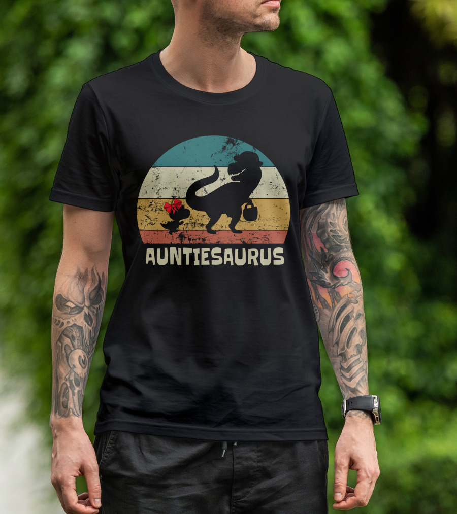 Auntiesaurus Dinosaur Silhouette With Retro Sunset Background T-Shirt