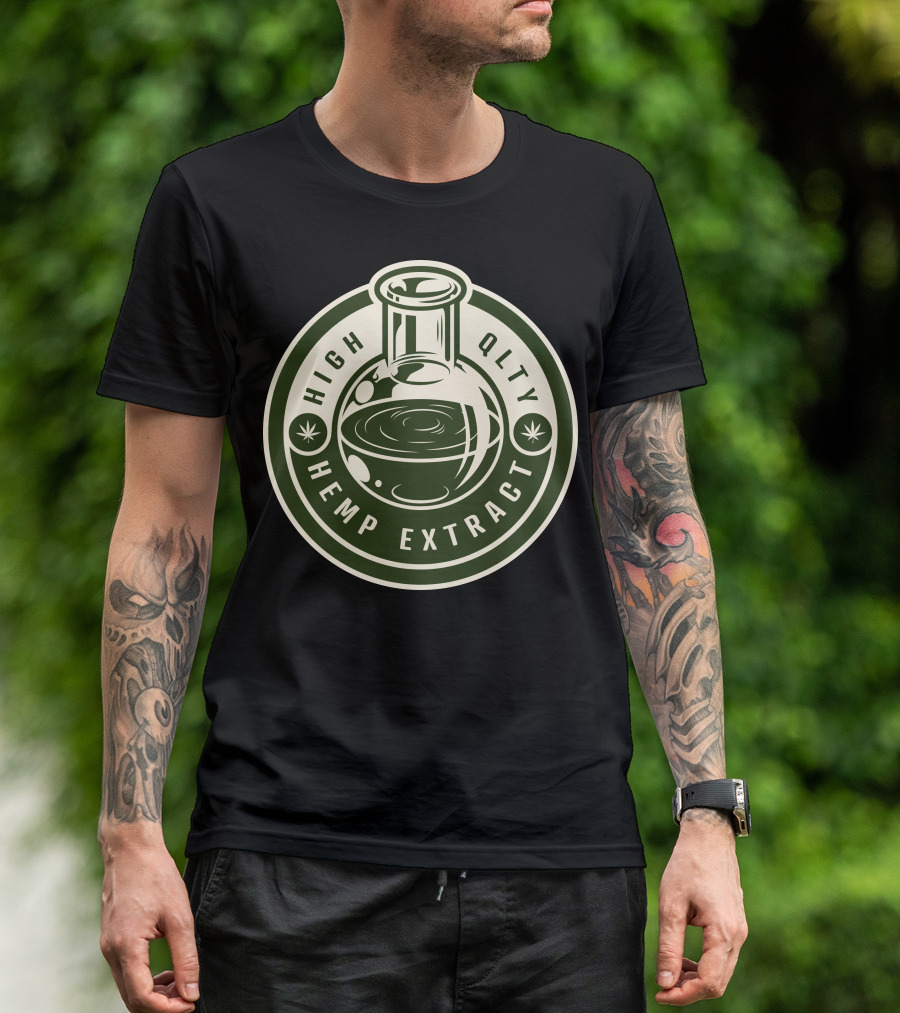 HIGH QLTY HEMP EXTRACT BEAKER LOGO CANNABIS ICON CIRCLE LABEL T-Shirt