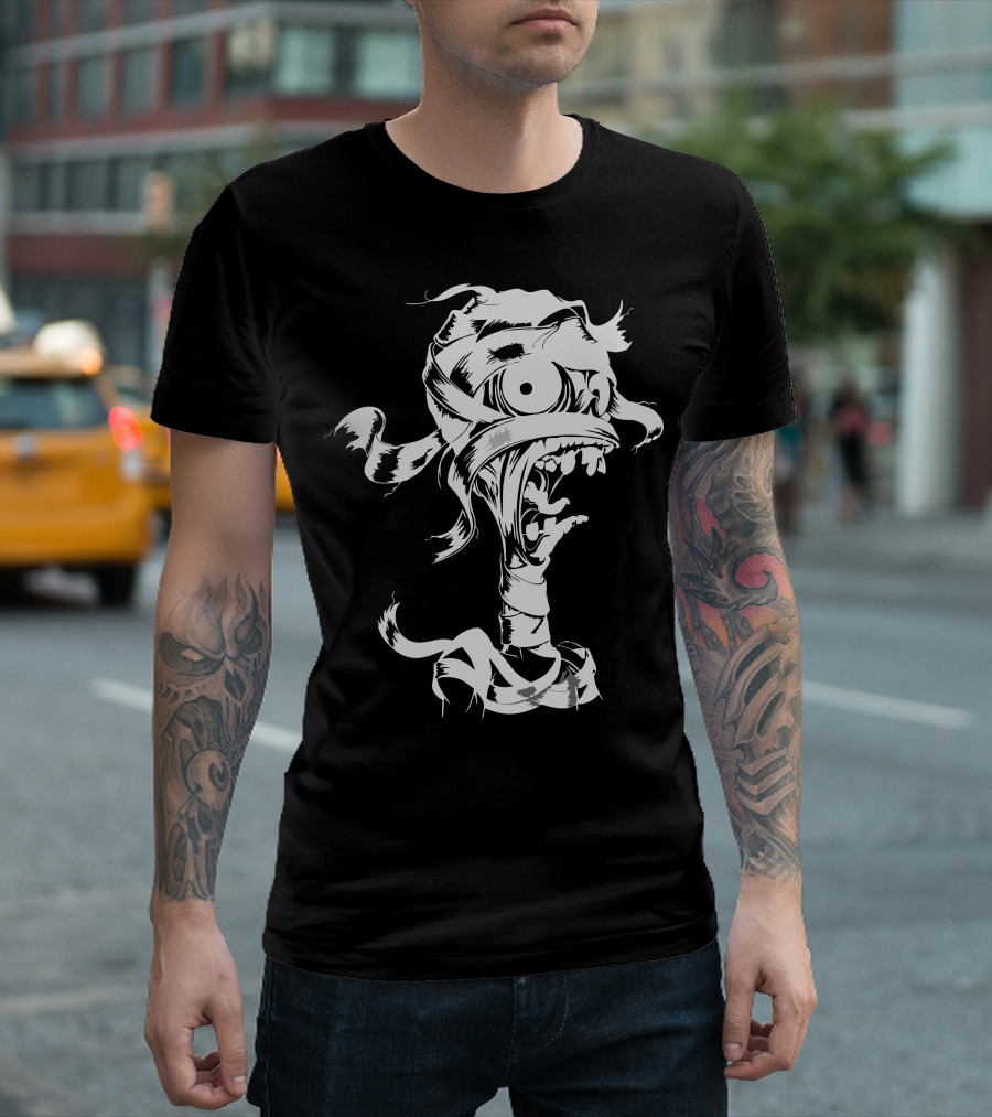 Mummy Wrapping Skull Scream Horror T-Shirt