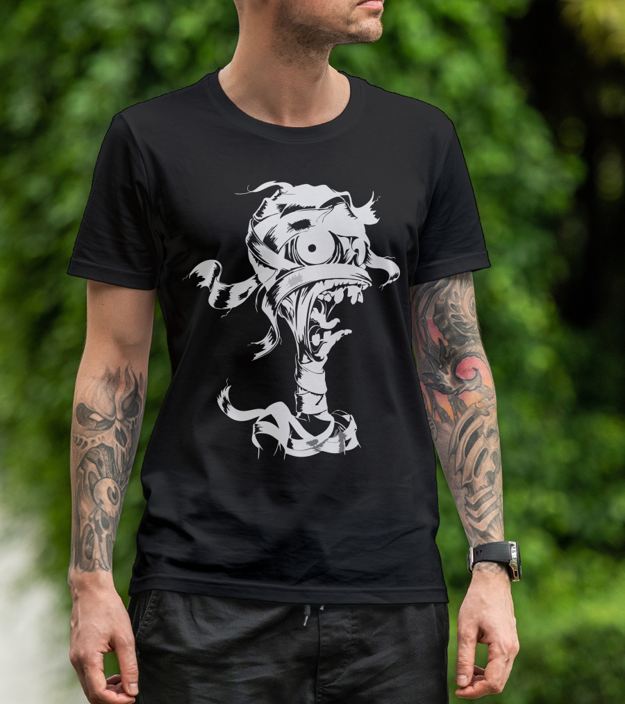 Mummy Wrapping Skull Scream Horror T-Shirt