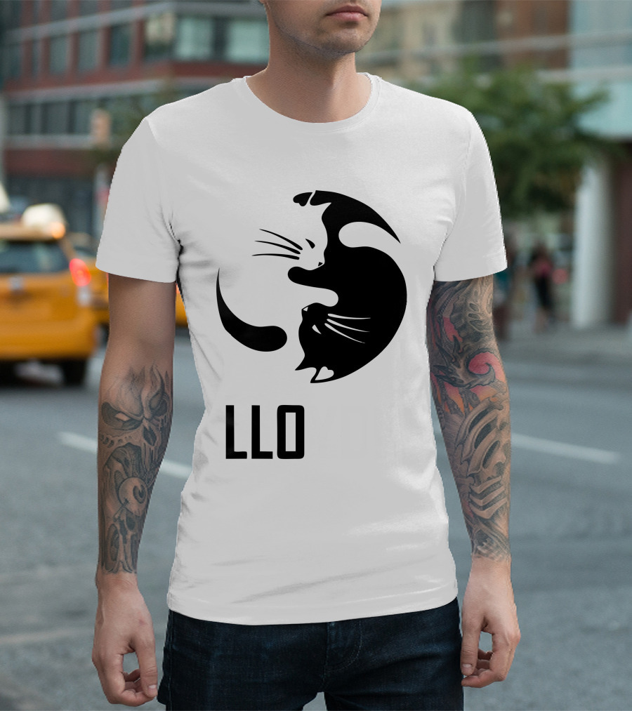 LLOYD Yin Yang Cat Symbol T-Shirt
