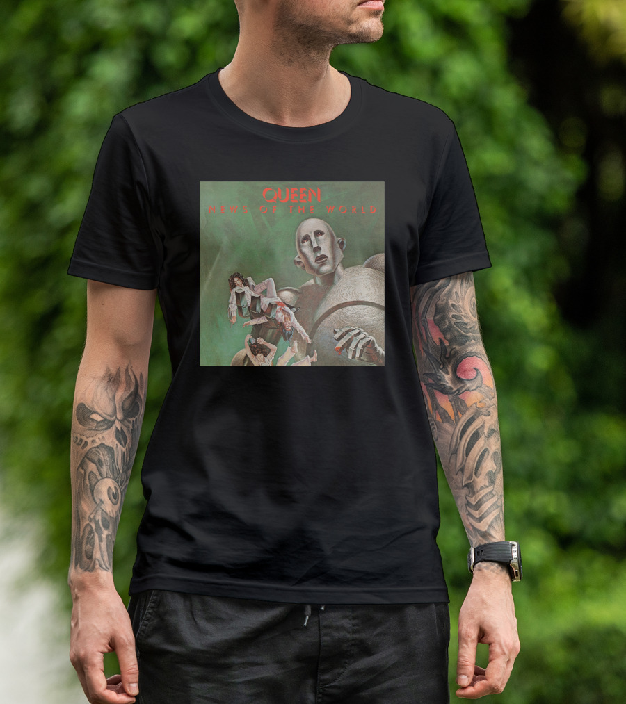 Queen News Of The World Album Cover Robot Holding Band Members T-Shirt