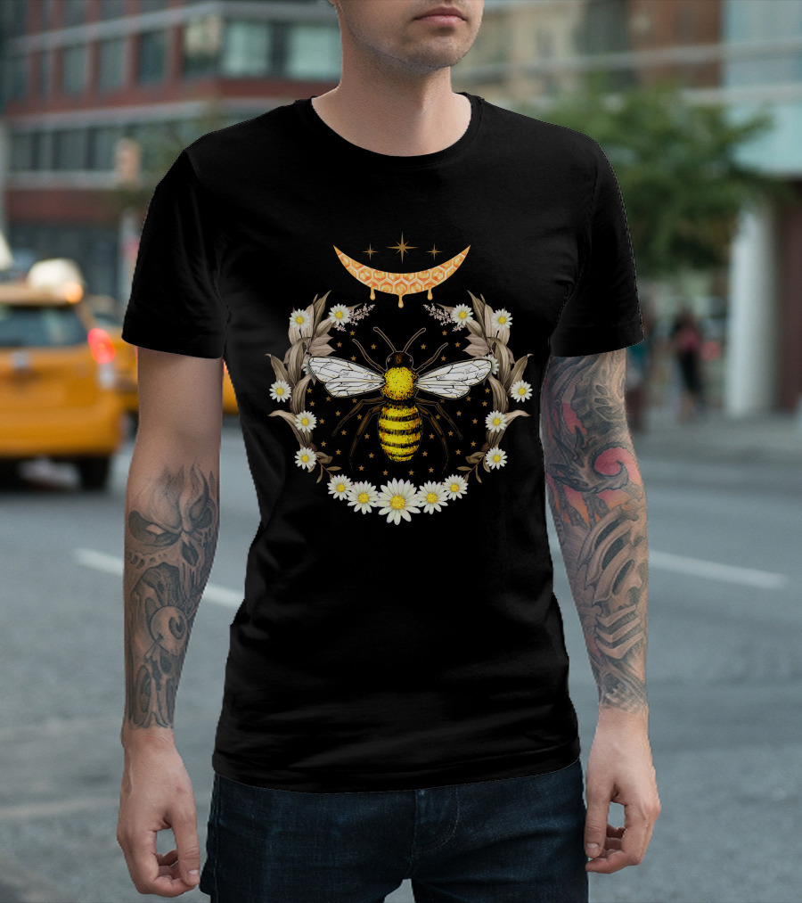 Honey Moon Bee with Stars and Daisies T-Shirt
