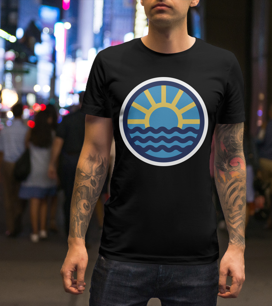 Sunset Over Ocean Waves Icon Circle T-Shirt