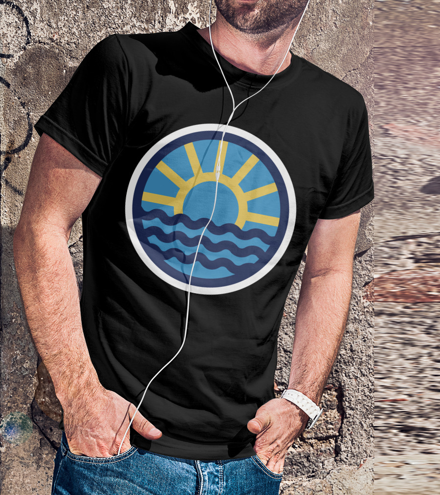 Sunset Over Ocean Waves Icon Circle T-Shirt