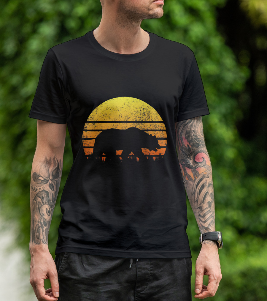 Bear Adventure Sunset Silhouette Retro T-Shirt