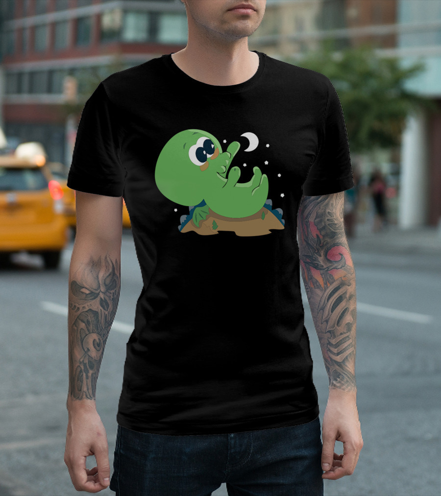 Cutethulhu Reaches For The Moon With Stars Above T-Shirt