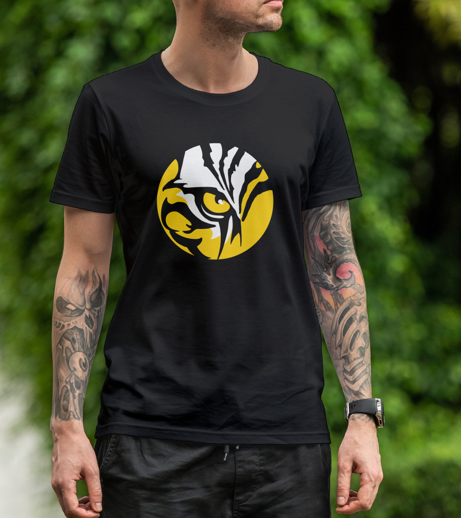 Tiger Eyes Circle Graphic Black And Yellow T-Shirt