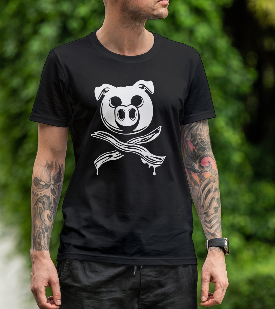 Pig Bacon Crossbones Pirate Skull T-Shirt
