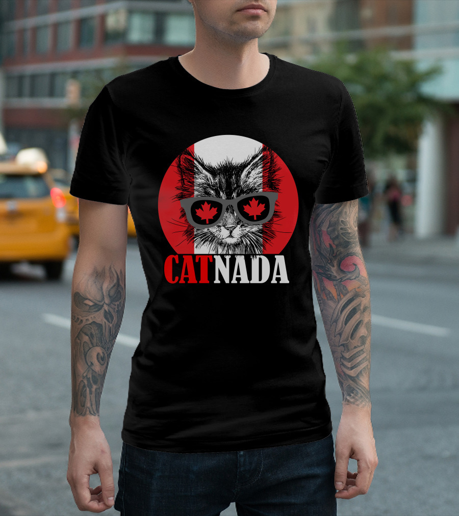 Catnada Canada Cat Maple Leaf Sunglasses T-Shirt