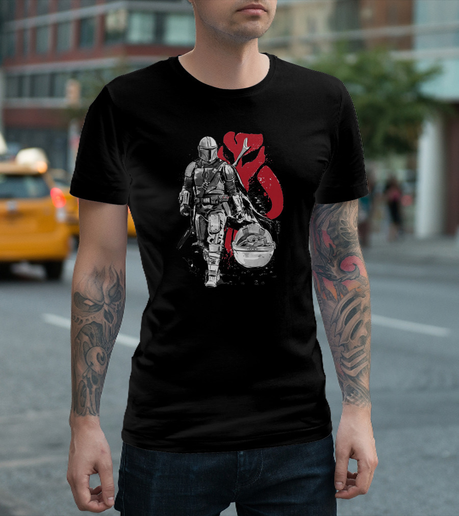 Mandalorian Warrior With Child And Mythosaur T-Shirt