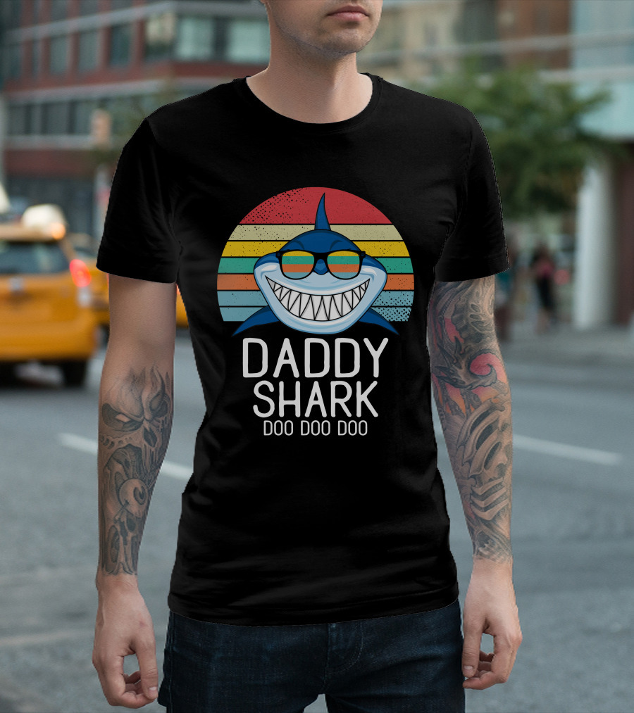 Daddy Shark Doo Doo Doo Vintage Stripes Sunglasses T-Shirt