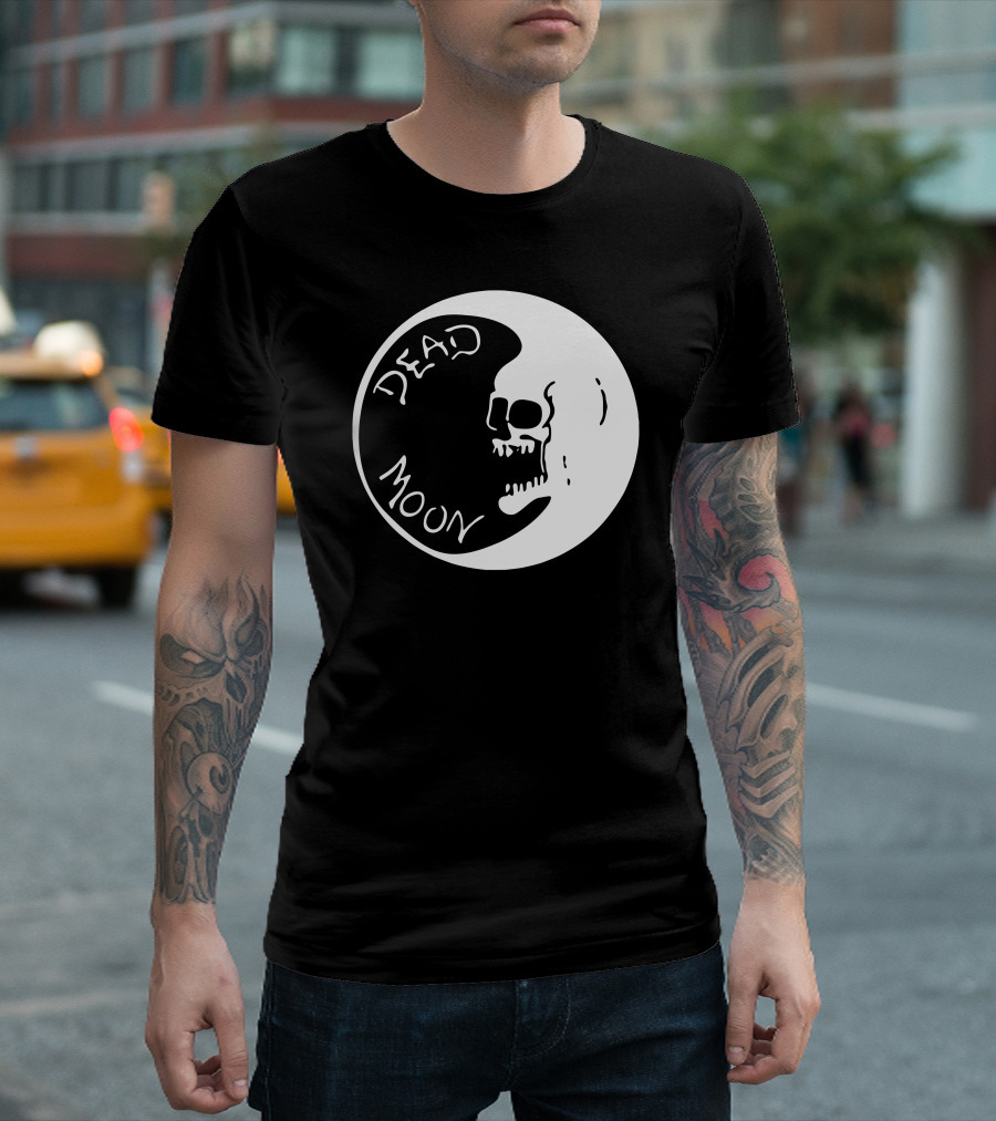DEAD MOON Skull T-Shirt