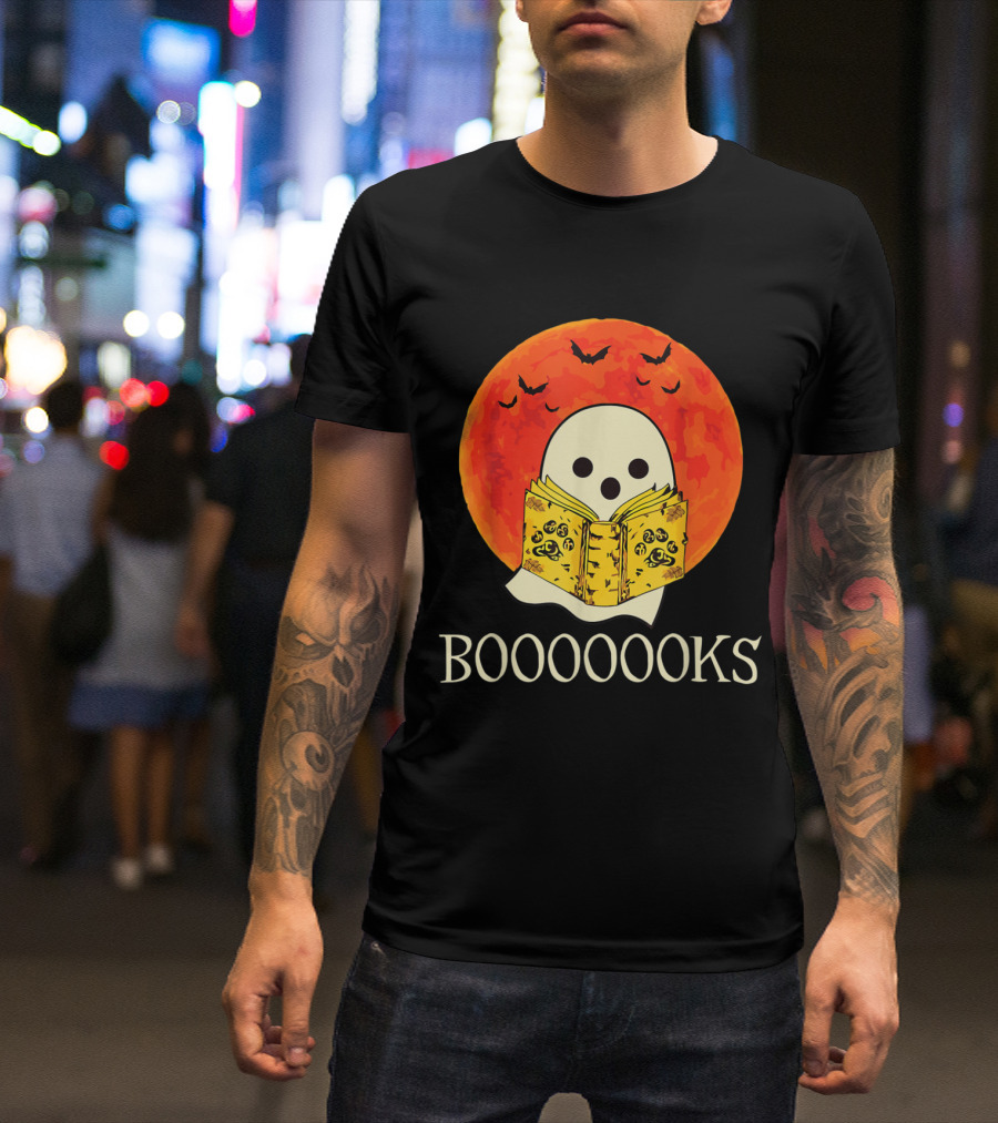 Spooky Booooooks Ghost Reading Under Orange Full Moon With Bats T-Shirt