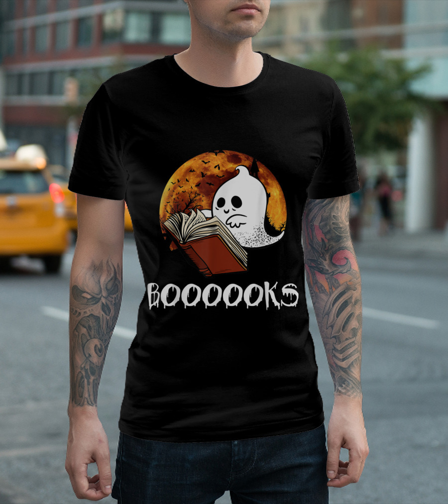 Booooooks Boo Ghost Reading Books Under Full Moon T-Shirt